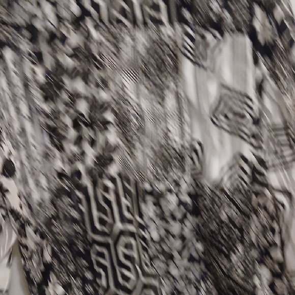 Elegant Black and White Blouse Young Threads - Picture 6 of 6